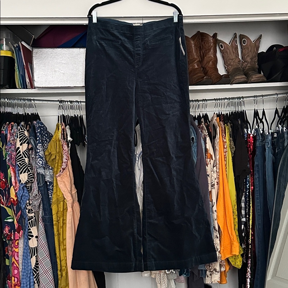NWT Anthropologie Pilcro Velour Flare Pull on Pants